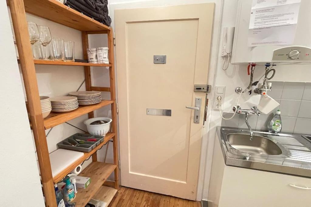Mariahilfer Street Apartamento *